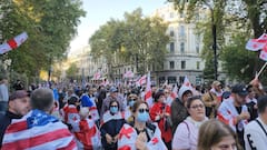 Georgian Police Use Water Cannons To Disperse Protestors Trying To Storm Presidential Palace