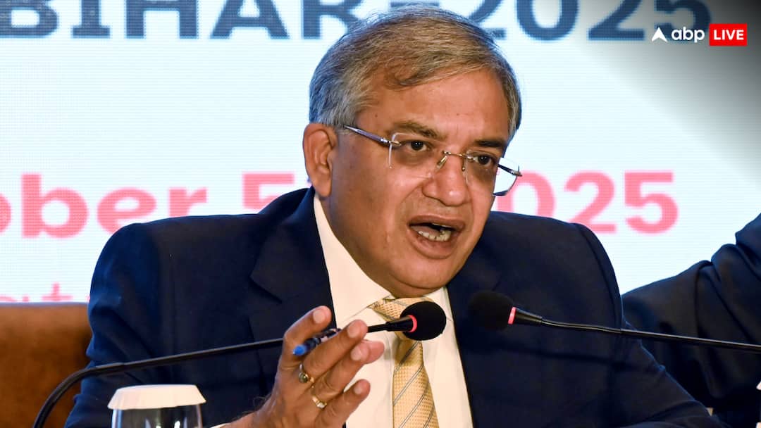 बिहार चुनावः अगर वोटर लिस्ट में नहीं जुड़ पाया नाम तो किससे करें संपर्क? CEC ने दी जानकारी