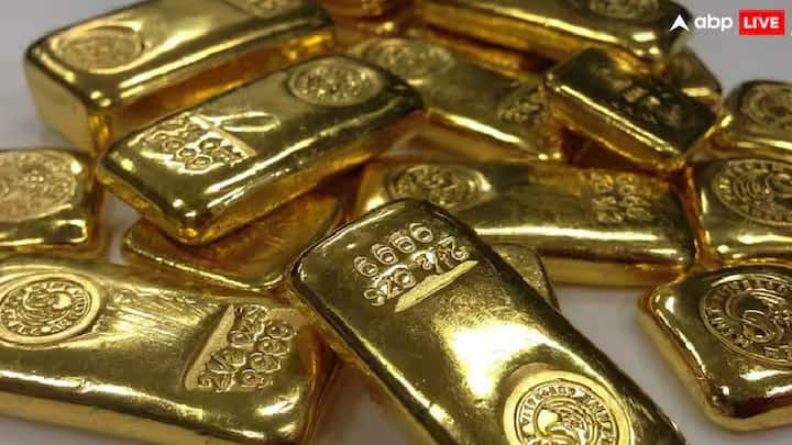 23 कॅरेट सोन्याचा एका तोळ्याचा दर 118582 रुपये आहे. 22 कॅरेट सोन्याचा एका तोळ्याचा दर 109058 रुपयांवर आहे.