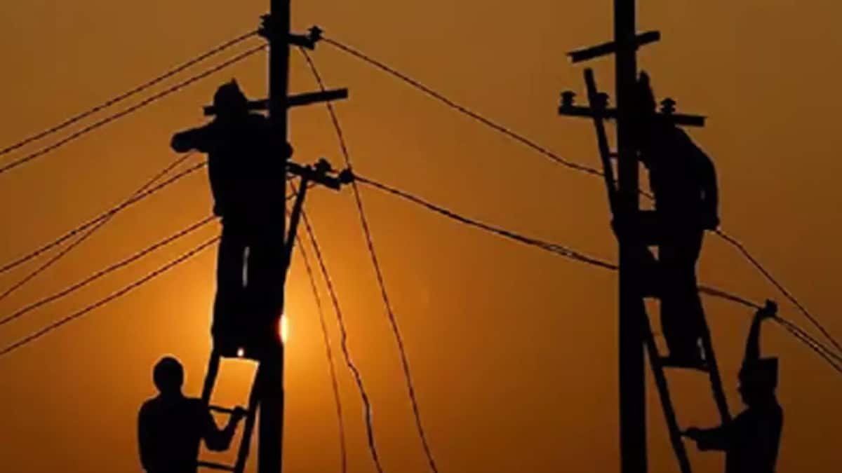 தூத்துக்குடி, நெல்லை, வள்ளியூரில் நாளை மின் தடை! உங்கள் பகுதியில் மின்சாரம் இருக்குமா? உடனே செக் பண்ணுங்க