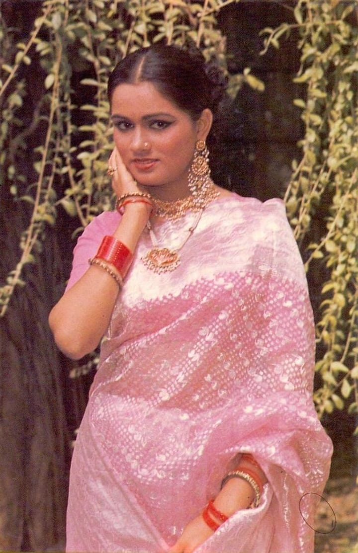 आज पद्मिनी 59 साल की हो चुकी हैं. अभी भी उनके चेहरे पर वोही मासूमियत नजर आती हैं. जो 80 के दशक में थी.