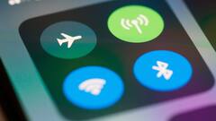 फोन में फ्लाइट मोड के हैं एक नहीं अनेक फायदे, इनमें से कुछ तो आपने सोचे भी नहीं होंगे