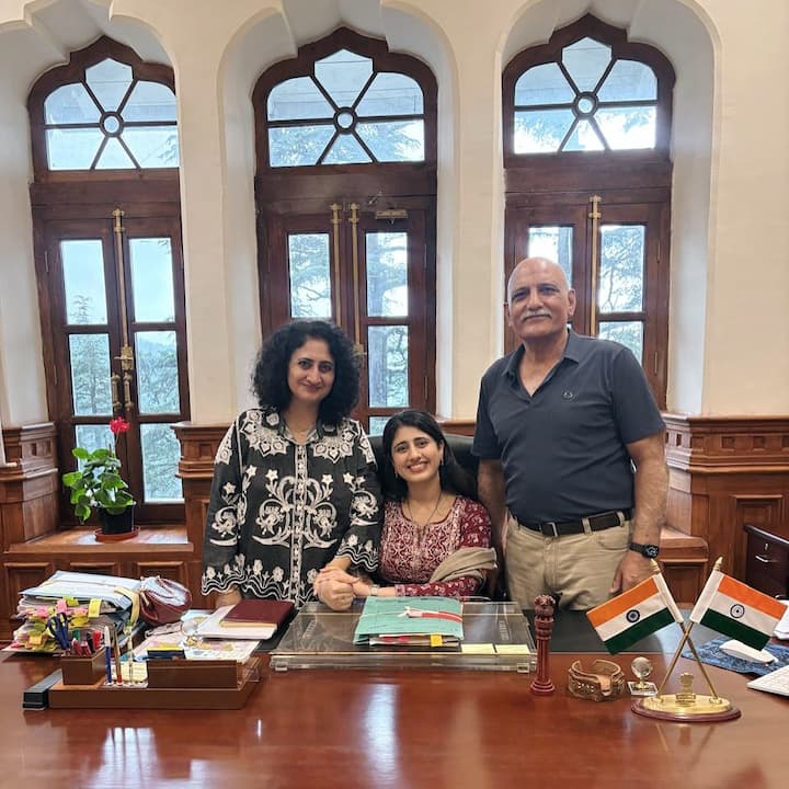 उन्होंने बताया कि इंटरव्यू की तैयारी के लिए उन्होंने 100 से अधिक मॉक इंटरव्यू देखे. फिर उन्होंने अपनी रणनीति खुद तय की.