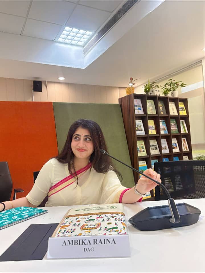 ज्यूरिख की एक कंपनी में इंटर्नशिप के बाद उन्हें स्विट्जरलैंड में जॉब ऑफर मिला था. लेकिन उन्होंने उसे छोड़कर अपना सपना यानी सिविल सेवा को चुना.