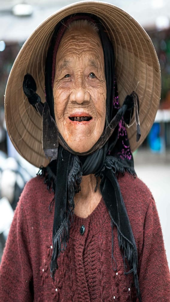 किस देश में हैं सबसे ज्यादा बुजुर्ग?