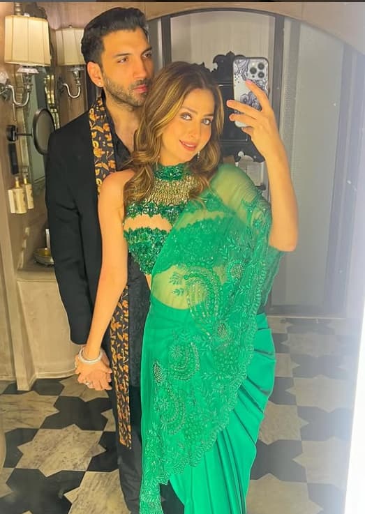 मालविका राज और प्रणव बग्गा ने 23 अगस्त 2025 को अपनी पहली बेटी का स्वागत किया था. 40 दिन बाद, दशहरे के दिन, इस कपल ने सोशल मीडिया पर अपनी बेटी का नाम 'महारा' अनाउंस किया था.