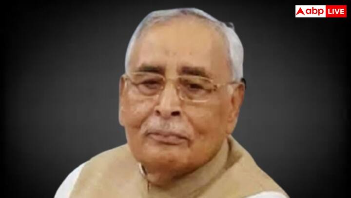 महेंद्र प्रसाद इस लिस्ट में चौथे पायदान पर हैं. Aristo Pharmaceuticals कंपनी के फाउंडर महेंद्र प्रसाद किंग महेंद्र के नाम से भी मशहूर हैं. लंबे समय तक राज्यसभा सांसद रहे महेंद्र प्रसाद की नेटवर्थ 4000 करोड़ रुपये है.