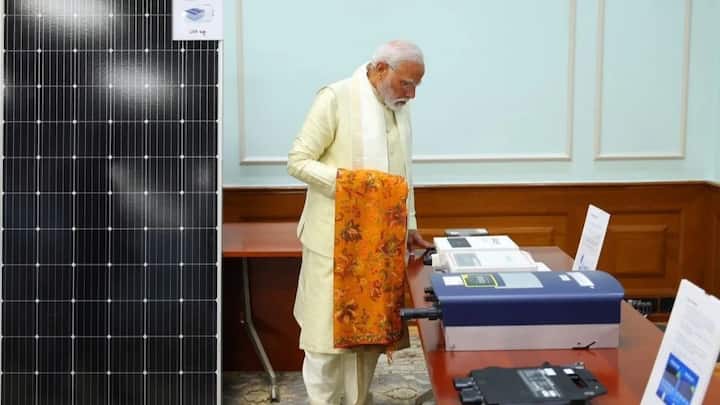 तो लोगों के मन में सवाल हैं कि क्या नए आवेदन फिलहाल स्वीकार किए जाएंगे या नहीं. तो आपको बता दें पीएम सूर्य घर योजना केंद्र सरकार की योजना है. जो कि काफी समय पहले शुरू की गई थी. ऐसे में आचार संहिता लागू होने के बाद भी इसमें लाभ मिलता रहेगा.