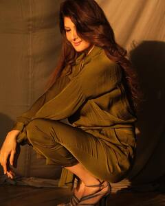 सलमान खान की एक्स गर्लफ्रेंड की 10 तस्वीरें: ग्लैमरस और हुस्न में यंग हसीनाओं को देती हैं मात