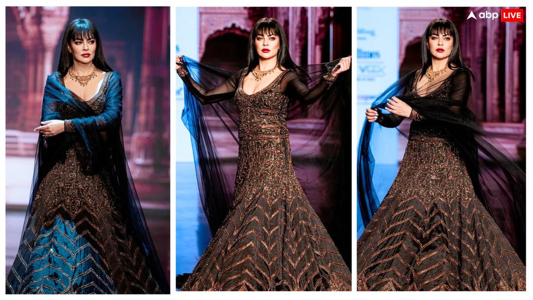 Photos: ब्लैक लहंगे में 'देवी' बनकर रैंप पर छाईं सुष्मिता सेन, साधना हेयरकट में पहचानना हुआ मुश्किल