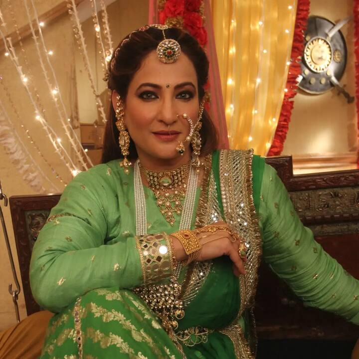 रक्षंदा खान 51 साल की हो चुकी हैं. लेकिन, उनकी खूबसूरती अभी भी पहले जैसे ही बरकरार है.