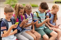 Online Gaming Addiction : तुमची  मुलं ऑनलाईन  गेमिंगच्या व्यसनात अडकली आहेत  का ?   करा 'हे'  5 उपाय