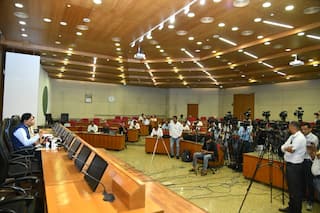 વિકાસ સપ્તાહ: ગુજરાતની વણથંભી વિકાસ યાત્રા,  24 વર્ષના સફળ નેતૃત્વની ઉજવણી