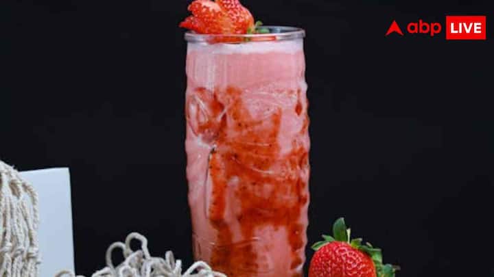 फ्रूट जूस सुनते ही लगता है कि ये सेहत के लिए अच्छा होगा. लेकिन जब फल का जूस बनता है तो उसका फाइबर निकल जाता है और सिर्फ फ्रुक्टोज बचती है. स्मूदी में भी अगर केला, शहद या मीठा दूध हो तो वो और ज्यादा नुकसानदायक हो सकती है. ऐसे में साबुत फल खाएं. जूस और स्मूदी को कभी-कभी ही पिएं.