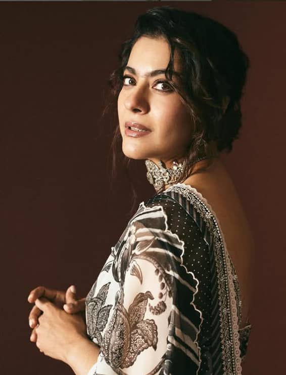 Kajol is one of those Bollywood actresses, who introduced not only beauty in their youth, but also the best exam of style and talent.