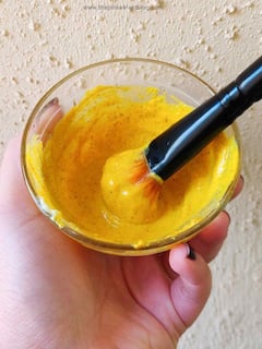 Skin Care : चेहऱ्यावर बेसन लावताय? जास्त वापरल्यास होऊ शकतं दुष्परिणाम!