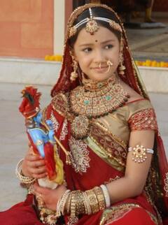 कितनी बदल गई हैं 'मीरा', चाइल्ड आर्टिस्ट आशिका भाटिया का बदल गया है लुक, देखकर लग जाएगा झटका