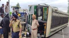 Punjab News: ਪੰਜਾਬ 'ਚ ਤੜਕ ਸਵੇਰੇ ਵਾਪਰਿਆ ਭਿਆਨਕ ਬੱਸ ਹਾਦਸਾ, ਮੱਚ ਗਿਆ ਚੀਕ-ਚਿਹਾੜਾ; 40 ਯਾਤਰੀ ਸੀ ਸਵਾਰ...