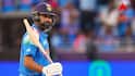 Rohit Sharma: āĻ
āϧāĻŋāύāĻžā§āĻāϤā§āĻŦ āĻšāĻžāϰāĻŋā§ā§āĻā§āύ, āϤāĻŦā§ āĻ
āϏā§āĻā§āϰā§āϞāĻŋā§āĻž āϏāĻŋāϰāĻŋāĻāĻŧā§āĻ āĻŦāĻŋāĻļā§āĻŦāϰā§āĻāϰā§āĻĄ āĻāĻĄāĻŧāϤ⧠āĻĒāĻžāϰā§āύ āϰā§āĻšāĻŋāϤ āĻļāϰā§āĻŽāĻž