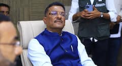 जिथे मनसेने परप्रांतीयांच्या कानाखाली जाळ काढला, तिकडेच शिंदे गटाच्या प्रताप सरनाईकांकडून हिंदी भाषिकांसाठी पायघड्या, आयुक्तांना म्हणाले....