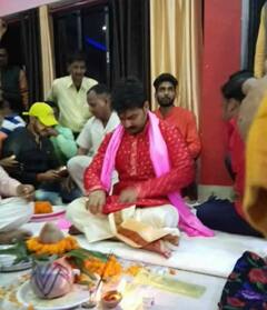 लाल रंग का कुर्ता पहन दूल्हा बने थे पवन सिंह, ज्योति सिंह भी लहंगे में लगीं थी बला की खूबसूरत, खूब धूमधाम से हुई थी भोजपुरी स्टार की शादी, देखें तस्वीरें