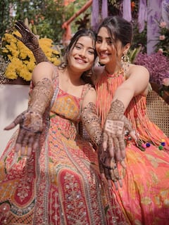 शादी में जाना है तो हल्दी से लेकर मेहंदी तक, शिवांगी जोशी के इन लेटेस्ट लुक से लें इंस्पिरेशन, खूब ग्लो करेगा फेस