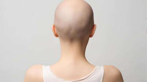 Stage 4 Cancer: 'ਸ਼ਿੰਦਾ ਸ਼ਿੰਦਾ ਨੋ ਪਾਪਾ' ਫੇਮ ਅਦਾਕਾਰਾ ਤੋਂ ਬਾਅਦ ਇਹ ਮਸ਼ਹੂਰ ਹਸਤੀ ਹੋਈ ਸਟੇਜ 4 ਕੈਂਸਰ ਦਾ ਸ਼ਿਕਾਰ, ਮੁੰਡਵਾਇਆ ਸਿਰ; ਪਰਿਵਾਰ ਸਣੇ ਸਦਮੇ 'ਚ ਫੈਨਜ਼..