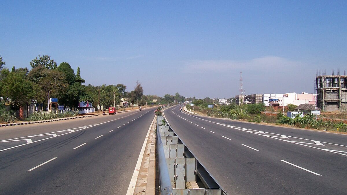 திண்டுக்கல் நான்கு வழிச்சாலையில் அதிகரிக்கும் உயிரிழப்புகள்: அதிர்ச்சி தரும் காரணம்!