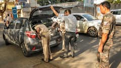 बिहार चुनाव 2025: आचार संहिता लगते ही एक्शन में प्रशासन, पहले दिन 2 करोड़ से अधिक की नकदी-शराब जब्त