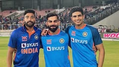 BCCI से ही नहीं बल्ले और हेलमेट से भी कमाते हैं क्रिकेटर, जानें कैसे होती है कमाई?