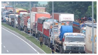 Four-Day Traffic Jam On Delhi-Kolkata Highway, Vehicles Move Just 5 Km In 24 Hours: Watch
