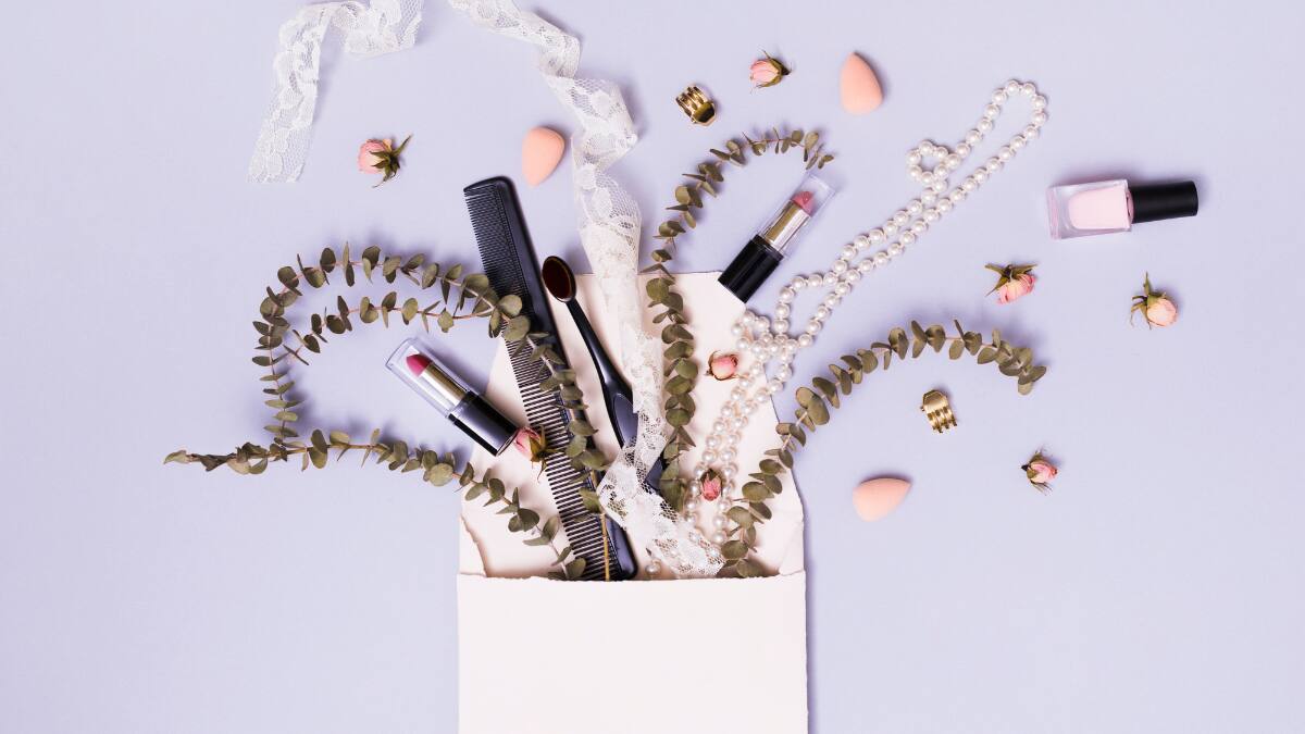 Karwa Chauth 2025: 7 Unique Gift Ideas To Surprise Your Wife