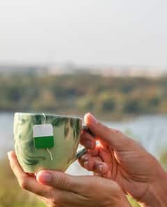 ਚਮੜੀ ਦੀ ਦੇਖਭਾਲ ਲਈ ਗ੍ਰੀਨ ਟੀ ਦੇ ਫਾਇਦੇ, ਡਾਕਟਰ ਨੇ ਦੱਸਿਆ ਚਮੜੀ ਨੂੰ ਜਵਾਨ ਅਤੇ ਚਮਕਦਾਰ ਬਣਾਉਣ ਦਾ ਰਾਜ਼!