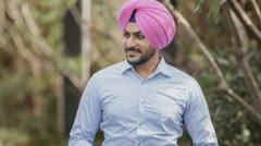 ਰਾਜਵੀਰ ਜਵੰਦਾ ਫੈਨਜ਼ ਦੀਆਂ ਅੱਖਾਂ ਕਰ ਗਏ ਨਮ, ਜਾਣੋ ਪੰਜਾਬ ਪੁਲਿਸ ਦੇ ਕਰਮਚਾਰੀ ਤੋਂ ਗਾਇਕ ਬਣਨ ਤੱਕ ਦਾ ਸਫ਼ਰ; ਇੰਝ ਕਮਾਇਆ ਨਾਮ...