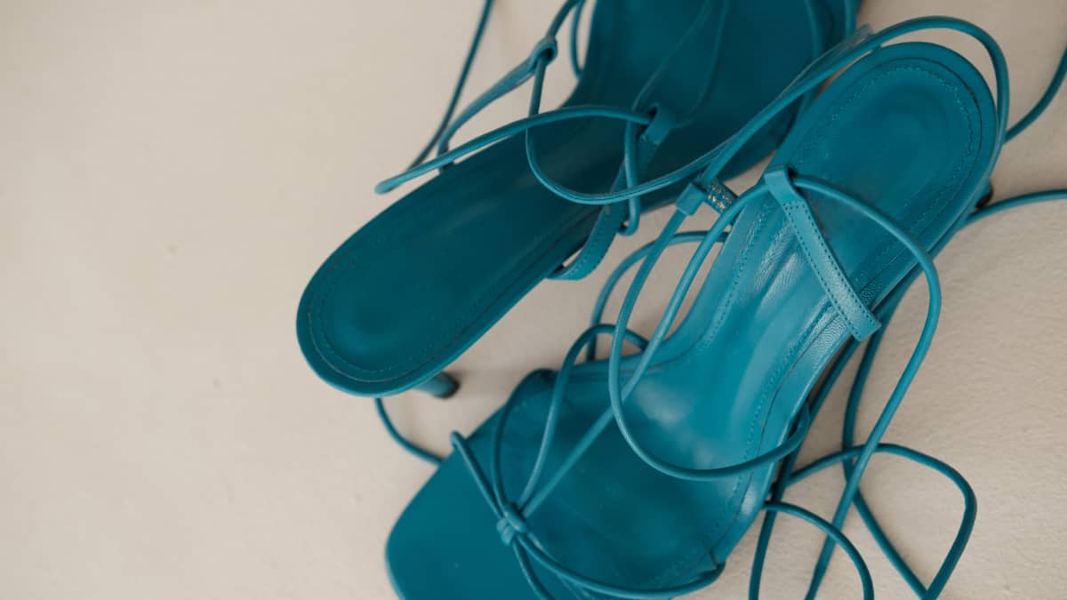 Karwa Chauth 2025: 7 Unique Gift Ideas To Surprise Your Wife