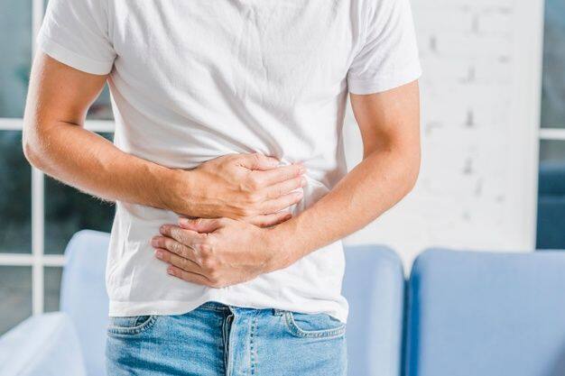 जेवणानंतर, विशेषत जास्त कार्बोहायड्रेट असलेले जेवण, तुमच्या रक्तातील साखरेची पातळी वाढते.