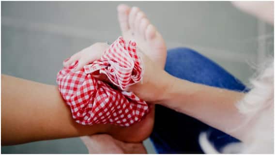 ਸਰਦੀਆਂ 'ਚ ਕਿਉਂ ਸੁੱਜ ਜਾਂਦੀਆਂ ਪੈਰਾਂ ਦੀਆਂ ਉਂਗਲਾ?