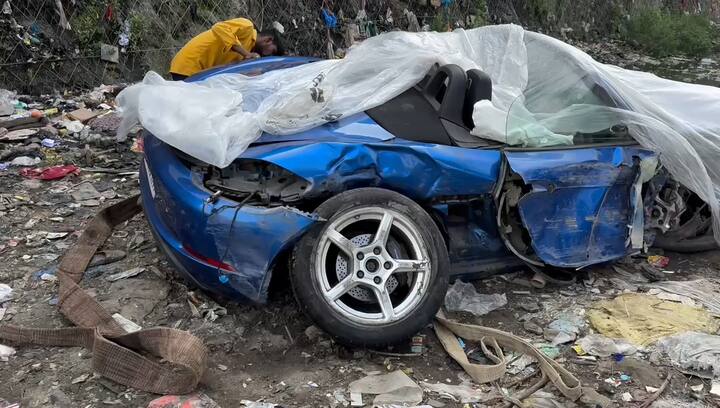 अपघातापूर्वी कुठलिही कार रेसिंगचा प्रकार सुरू असल्याची माहिती ही मुंबई पोलिसांनी दिली.