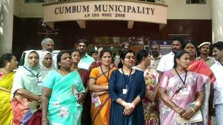 கம்பம் நகர்மன்ற திமுக தலைவர் மீதான நம்பிக்கையில்லா தீர்மானம்: தோல்வி! பின்னணியில் நடந்தது என்ன?