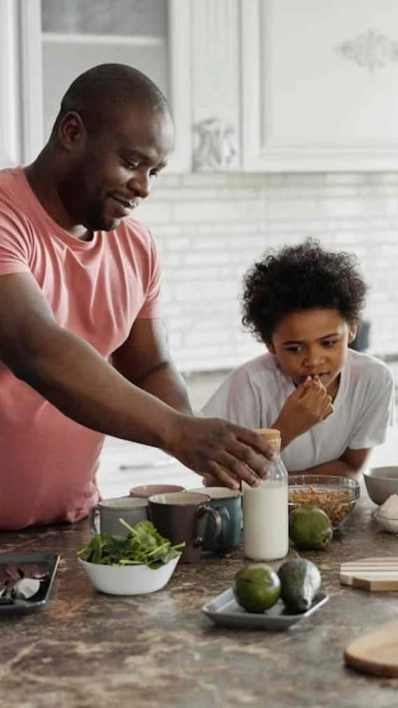 குழந்தைகள் பொய் சொல்வதை தவிர்க்க உதவும் வழிகள்