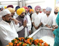 ਰਾਜਵੀਰ ਜਵੰਦਾ ਦੀ ਅੰਤਿਮ ਯਾਤਰਾ 'ਚ ਪਹੁੰਚੇ CM ਮਾਨ, ਕਿਹਾ-ਪਰਿਵਾਰ ਅਤੇ ਸੰਗੀਤ ਜਗਤ ਲਈ ਨਾ ਪੂਰਾ ਹੋਣ ਵਾਲਾ ਘਾਟਾ