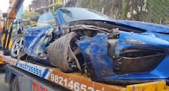 पश्चिम द्रूतगती मार्गावर पाॅर्शेचा अपघात; चालक जखमी, बीएमडब्ल्यू कारचही नुकसान!