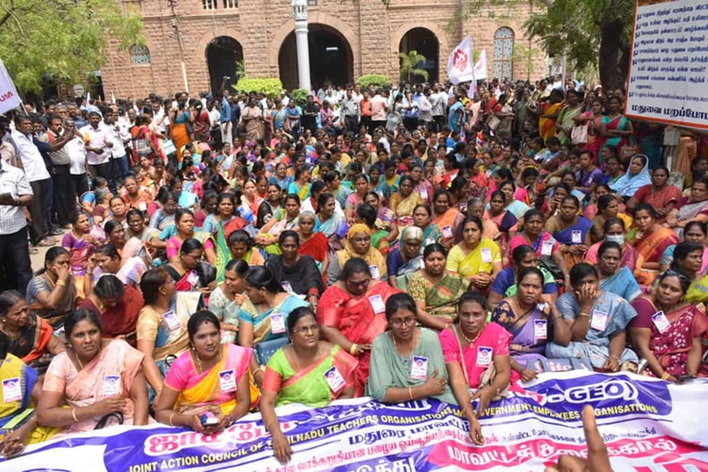 பழைய ஓய்வூதிய திட்டம்; அடுத்தடுத்து போராட்டங்களை அறிவித்த ஜாக்டோ ஜியோ- காலவரையற்ற வேலைநிறுத்த எச்சரிக்கை!