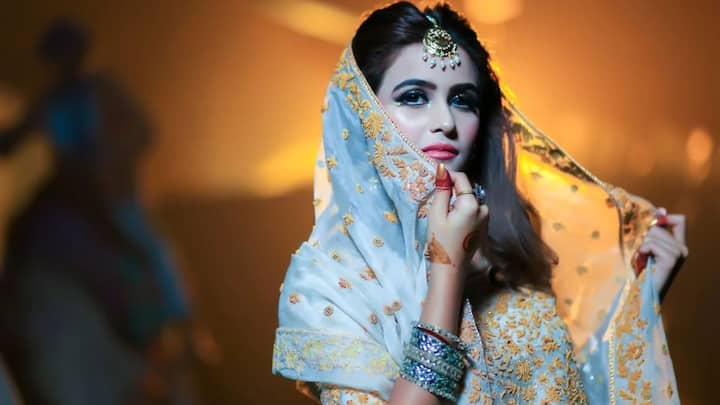 इंडोनेशिया के पुंकाक इलाके में यह प्रथा काफी तेजी से फैल रही है. यह इलाका जकार्ता से करीब 90 किलोमीटर दूर एक खूबसूरत हिल स्टेशन है, जहां बड़ी संख्या में मध्य पूर्व के पर्यटक आते हैं. इन पर्यटकों में कई ऐसे होते हैं जो स्थानीय एजेंसियों की मदद से कुछ दिनों के लिए शादी करते हैं.