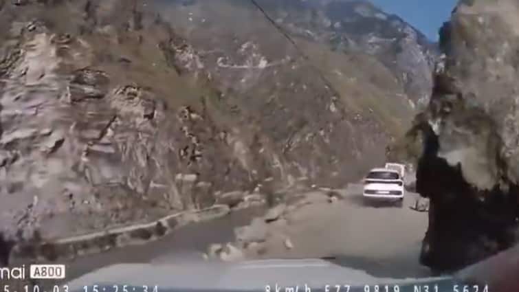 Terrifying Dashcam Footage Captures Boulder Crashing Onto Car In Himachal Pradesh: WATCH