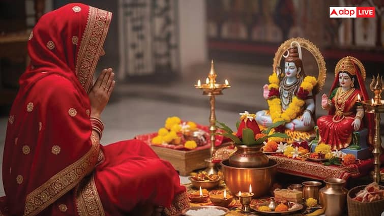 Karwa Chauth Katha in Hindi: करवा चौथ की पूजा में पढ़ें वीरावती ये कथा, अखंड रहेगा सौभाग्य