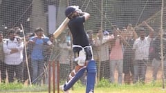 रोहित शर्माचा फटका, लेम्बोर्गिनीला झटका; टीम इंडियाच्या फलंदाजाने शिवाजी पार्कमधून ठोकला गगनचुंबी षटकार