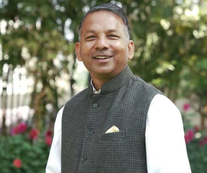 ਪੰਜਾਬ 'ਚ AAP ਦਾ ਵੱਡਾ ਦਾਅ, ਰਾਜ ਸਭਾ ਲਈ ਰਜਿੰਦਰ ਗੁਪਤਾ ਦੀ ਨਾਮਜ਼ਦਗੀ, ਜਿੱਤ ਪੱਕੀ! ਵਿਰੋਧੀ ਧਿਰ ਚੁੱਪ? AAP Candidate Nomination Rajinder Gupta for Rajya Sabha bypoll from Punjab ਪੰਜਾਬ 'ਚ AAP ਦਾ ਵੱਡਾ ਦਾਅ, ਰਾਜ ਸਭਾ ਲਈ ਰਜਿੰਦਰ ਗੁਪਤਾ ਦੀ ਨਾਮਜ਼ਦਗੀ, ਜਿੱਤ ਪੱਕੀ! ਵਿਰੋਧੀ ਧਿਰ ਚੁੱਪ?