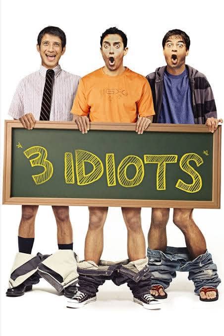 Aamir Khan, R. Madhavan and Sharman Joshi's film '3 Idiots' gave a deep message along with laughter. This story of college life, friendship and dreams was liked by the audience of all ages. Funny dialogues and emotional moments made it included in the best comedy films of Bollywood.