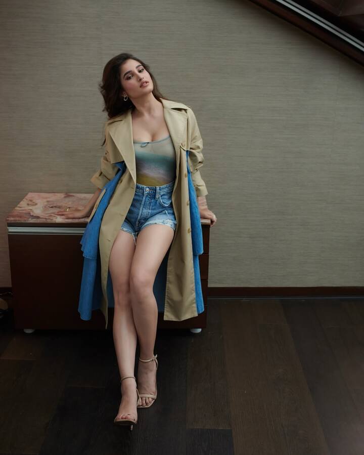 Rasha Thadani has shown her acting skills not only on the big screen but also in many ad films and brand shoots.